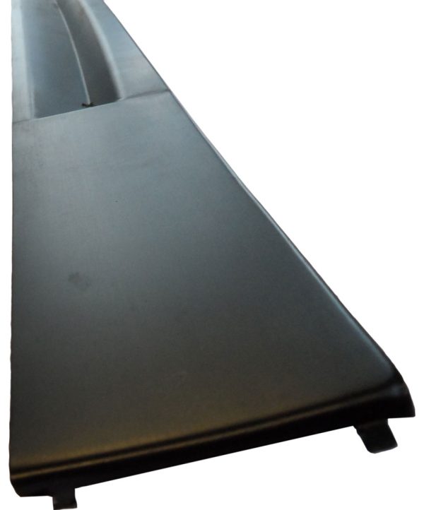 Black GS Saloon bootlid trim