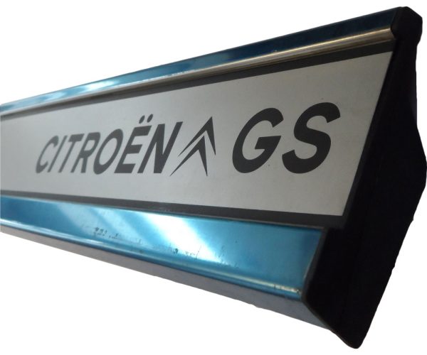 GS Club bootlid trim