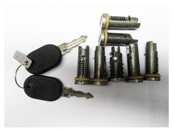 Early Citroen Relay Lockset 4162.c0