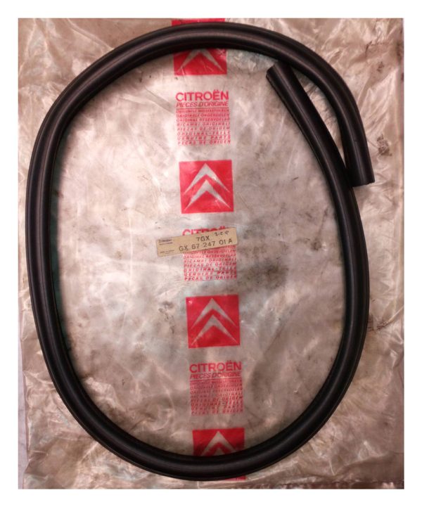 Citroen GS/A Estate Tailgate Rubber Seal (Lower Piece )
