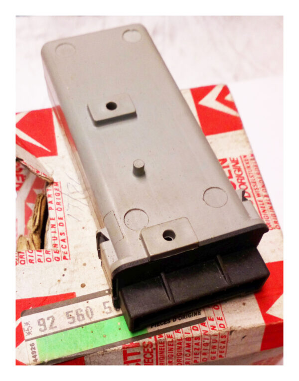 92-560-507 Citroen CX Central Locking Control Unit