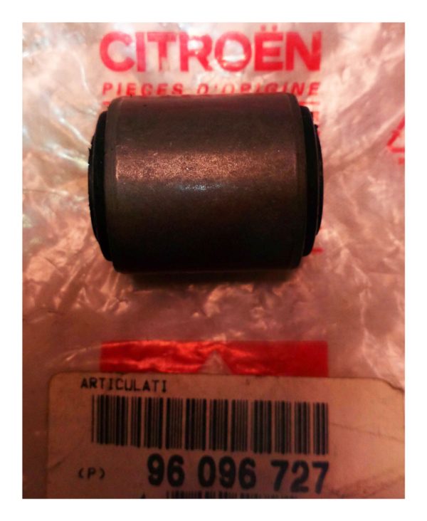 Citroen VISA Inner Suspension Arm Bush ( Also C15 ) 96 096 727 & 3523.20