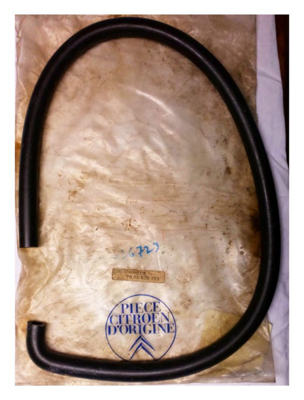 Citroen BX Carburetor Air Hose - Part No: 2XB 79 05 026 723