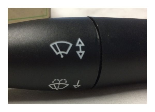 251160. Citroen AX & ZX Wiper Stalk - Valeo No: 251160