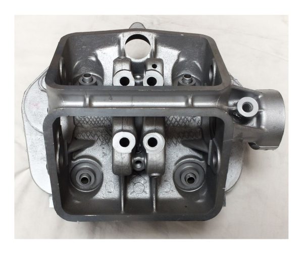 GS Lefthand Cylinder Head Engine Distributor Side
