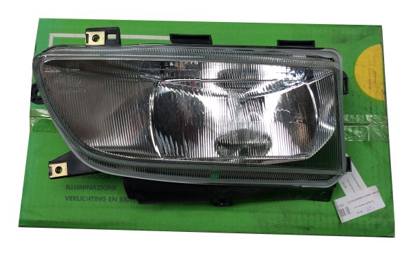Citroen Berlingo Off Side front Head lamp Part No : 086382