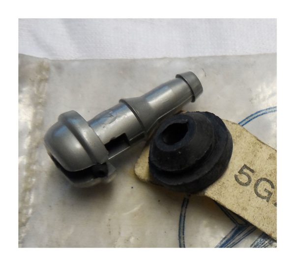 GS Front Washer Jet - Part No : 5GX5481872