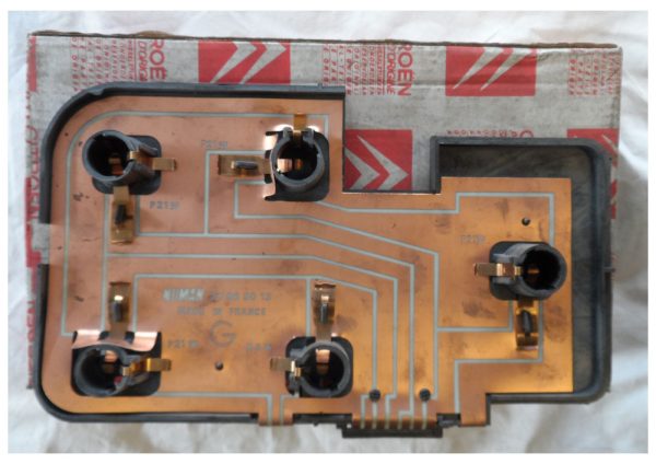 BX Bulb Holder (left side) -  Part No : 95619036