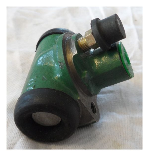 ami-8-rear. Citroen Ami 8 Rear Wheel Cylinder - Part No: 621450-097