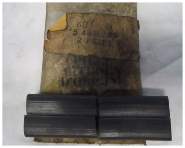 5447266 Citroen DS Rubber-2 Pieces - Part No: 5447266