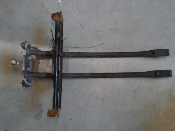 Citroen DS Tow Bar - Second hand