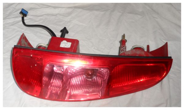 Peugeot 807 Near Side Light Unit (USED)