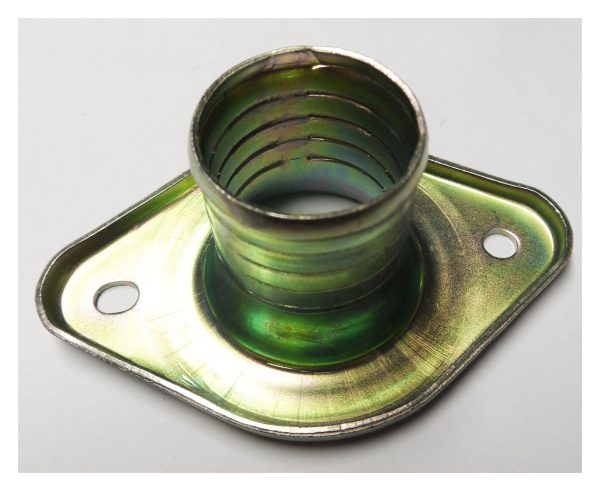 BX 14 Thermostat Housing Part No : 133644