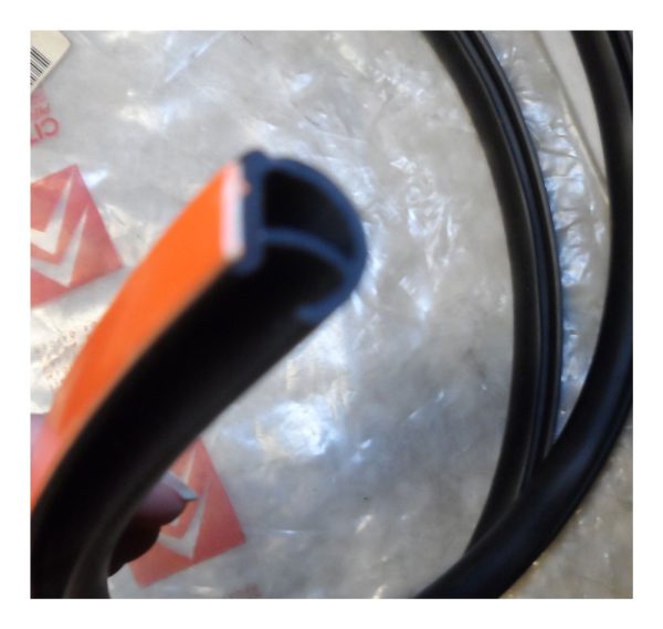 123 ZX roof Seal - 96051262 9023L1