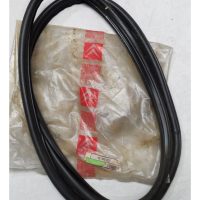 2CV Front Windscreen Seal - Part No : 95559829