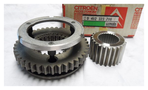 Gear box Gear synchro gear - 9402323700