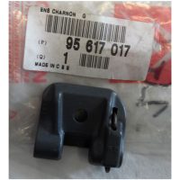 95617017 AX Tailgate Hinge - 95617017