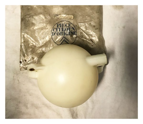 5479994 CX Header Tank Part No : 5479994