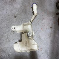 IMG_1111 C5 Tourer Washer Bottle