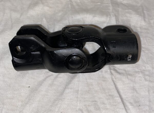 Steering Column UJ Part No : 95496118