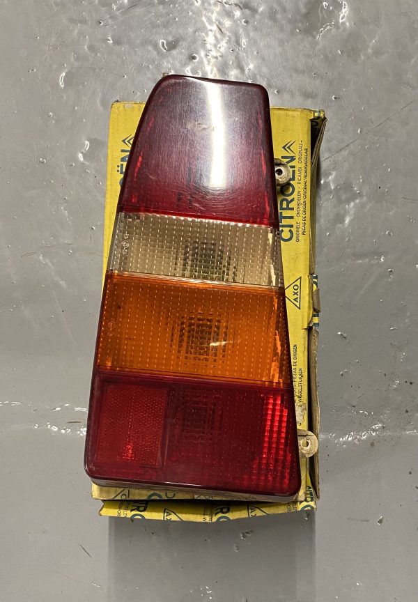 CX Estate Rear Left Light Part No : 5482749