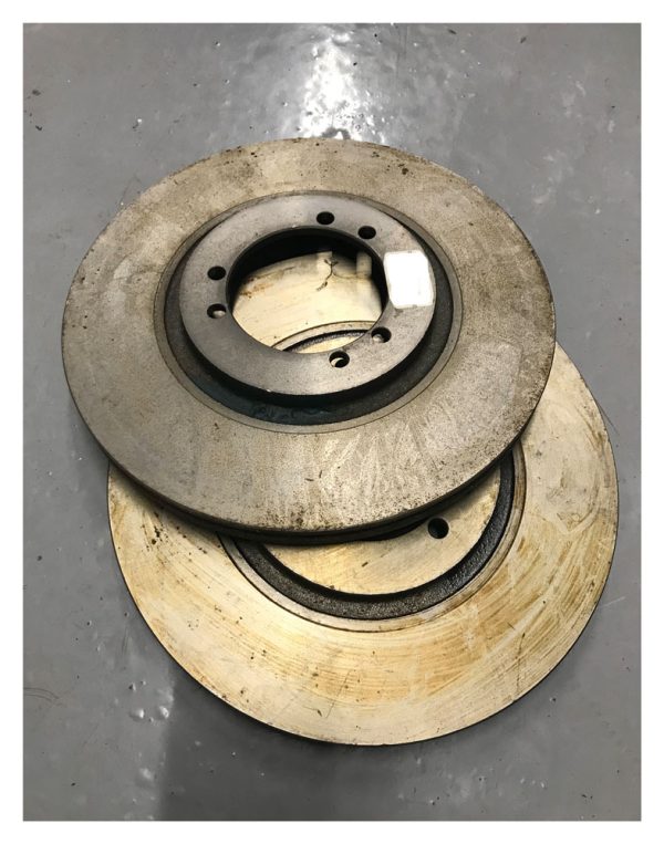 Axel Front Discs - vented - VERY RARE