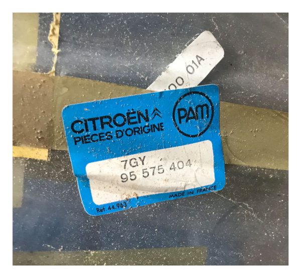 gsa-windscreen. GS/A Windscreen and seal - 7GY95575404