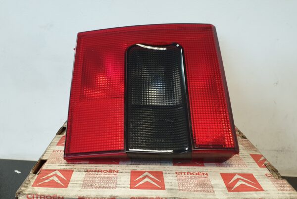 Citroen Xm right rear light-95661890