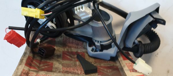 Citroen XM Series 2 mirror actuator left hand-8148GW