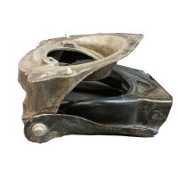 C6 Right (O/S) Strut Mount Carrier USED-3521J8/352716