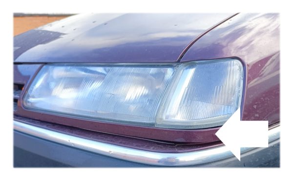 Untitled-1 Citroen Xantia SERIES 2 Front Headlight Trim in Blue - Right hand-7810c2