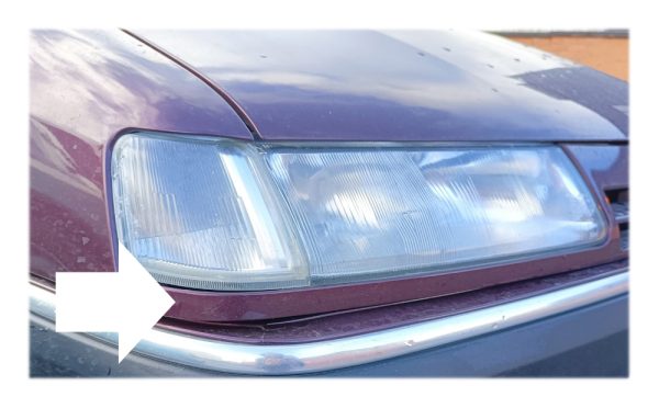 Citroen Xantia SERIES 2 Front Headlight Trim in Blue - Left hand-7810c1