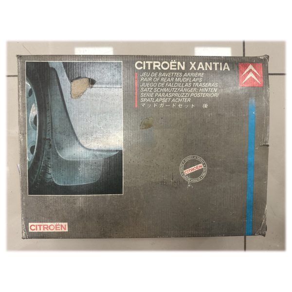 Citroen Xantia Rear Mudflaps WITHOUT Fitting Kit NEW Genuine - zc9877107u